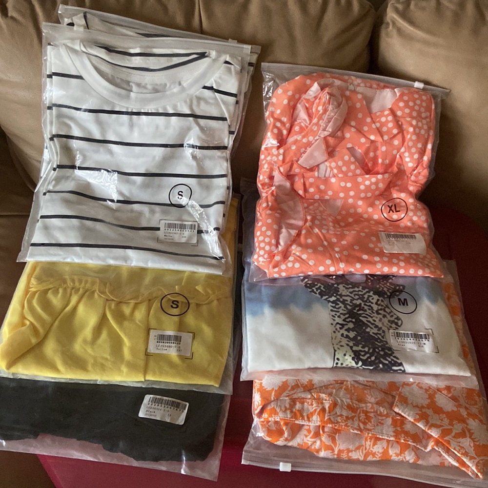 Wholesale Woman’s LOT  7-+ pcs Resell -Gifts - (size request OK •Plus size Avail